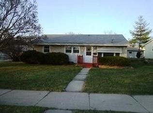 2116 W Whitaker Ave, Milwaukee, WI 53221