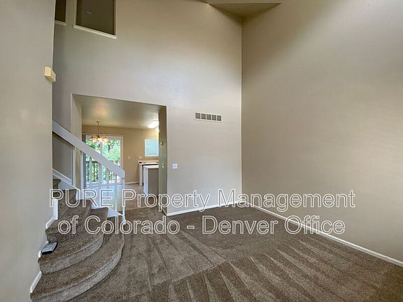 3rd image of 2573 Cove Creek Ct