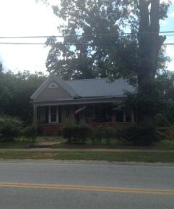 2nd image of 320 S Louisville St