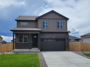 15735 Roslyn St, Thornton, CO 80602