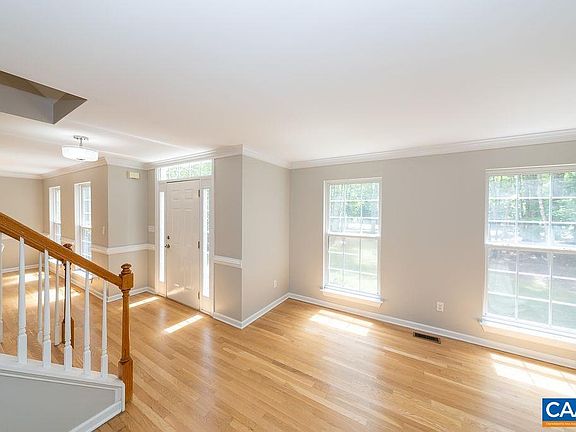 5th image of 116 Fox Hollow Ln