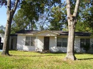 1034 S 5th St, Conroe, TX 77301