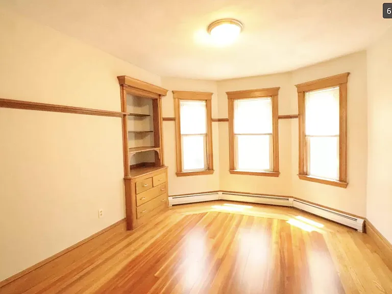 12 Chatham St #3 — Photo 8