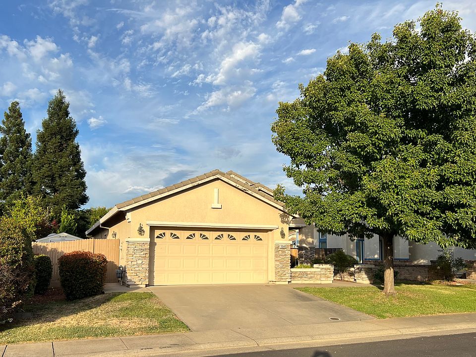1st image of 1542 Latherton Way