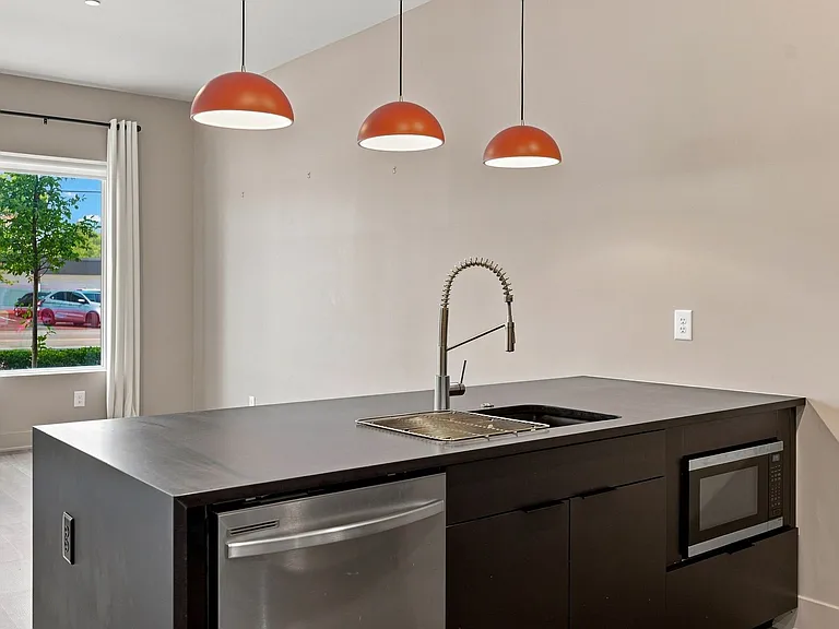1090 Haysboro Ave #113 — Photo 7