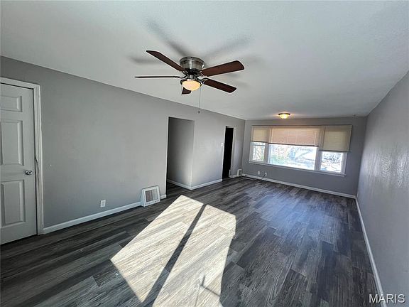 4th image of 10232 Tappan Dr