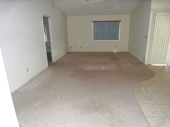 4th image of 2033 Trevino Cir