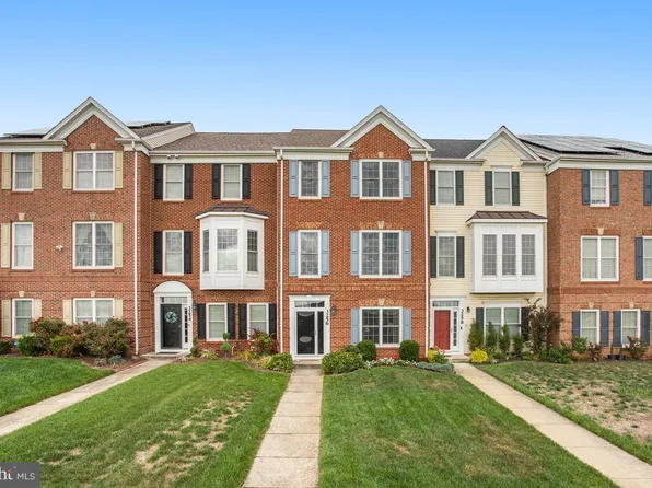 3256 Robert Clifton Weaver Way NE, Washington, DC 20018