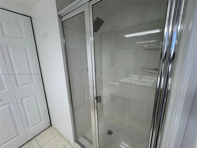 3530 Mystic Pointe Dr #2709 — Photo 29