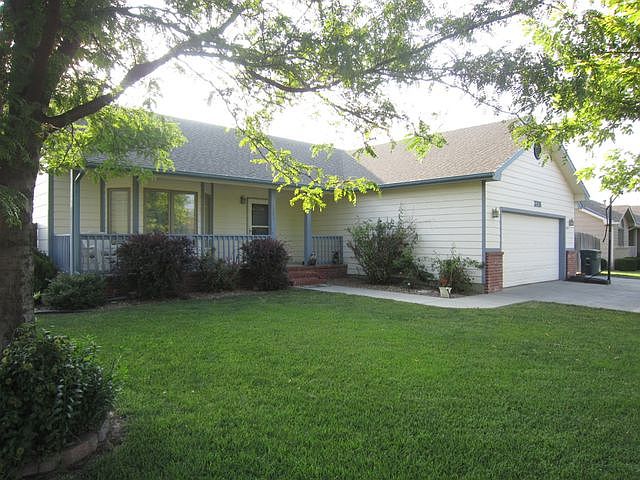 1st image of 3203 Foxfire Dr