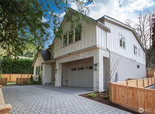 8722 128th Avenue NE, Kirkland, WA
