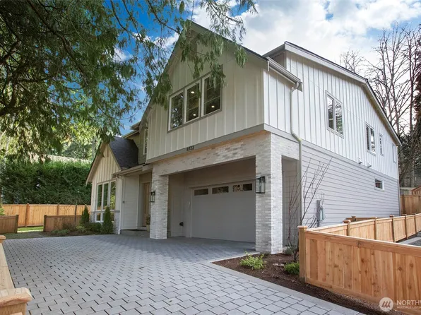 8722 128th Avenue NE, Kirkland, WA 98033