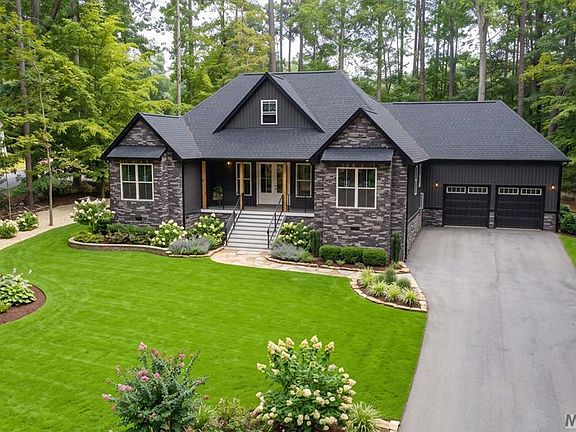 3rd image of 122 Timberlane Dr