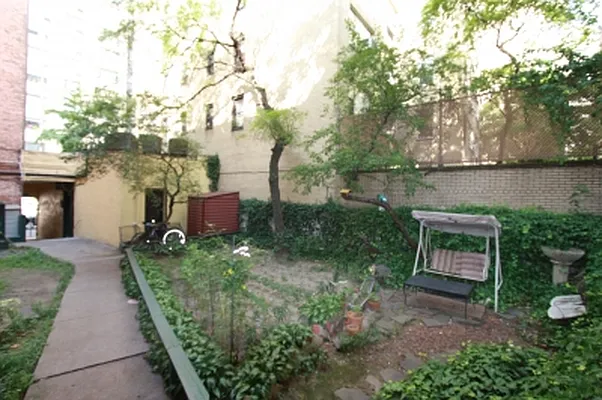 Rented by Citi Habitats | media 10
