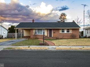 1114 Circle Dr, Martinsburg, WV