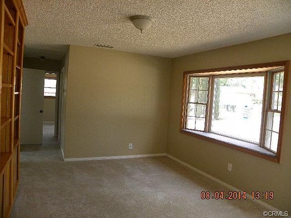 2nd image of 155 W 49th St