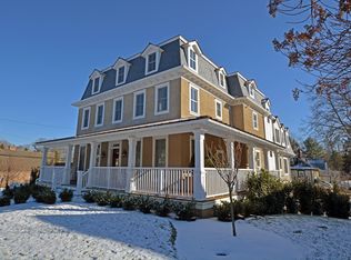 200 W Wayne Ave APT 3, Wayne, PA 19087