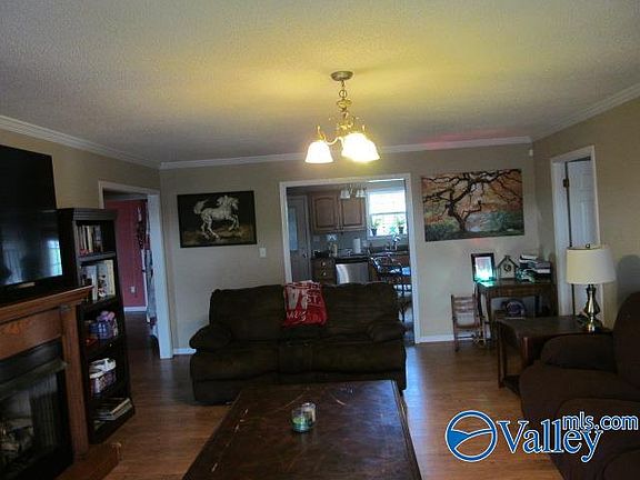 4th image of 138 Grandview Dr