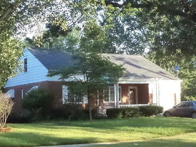 1st image of 7923 Bobolink Dr