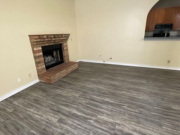 3rd image of 2605 Alcott Ln #B