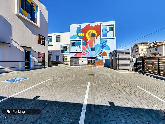 4th image of 827 6th Ave #15