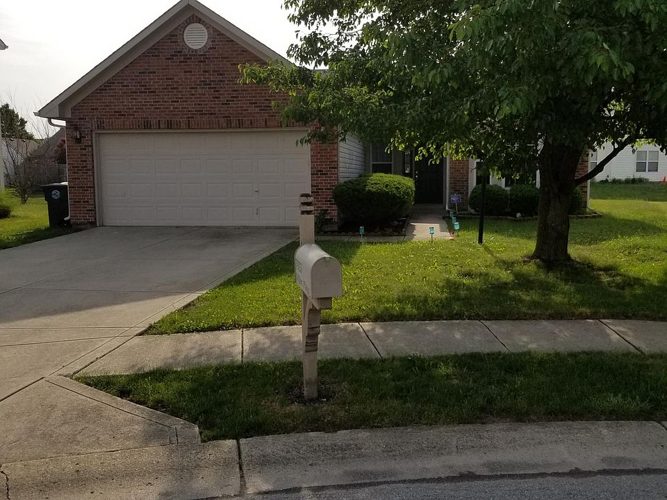 2nd image of 7923 Dillon Pl