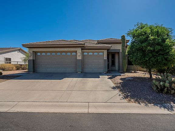2nd image of 2505 N Raven Cir