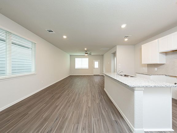 5th image of 15622 Buffalo Meadow Ct