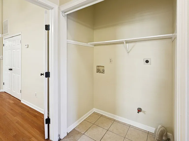 4535-4537 Tchoupitoulas St — Photo 7