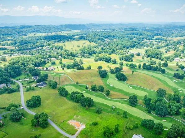 160 Virginia Dr, Bristol, VA 24201