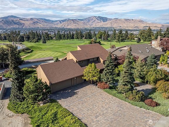 4th image of 1700 Country Club Drive