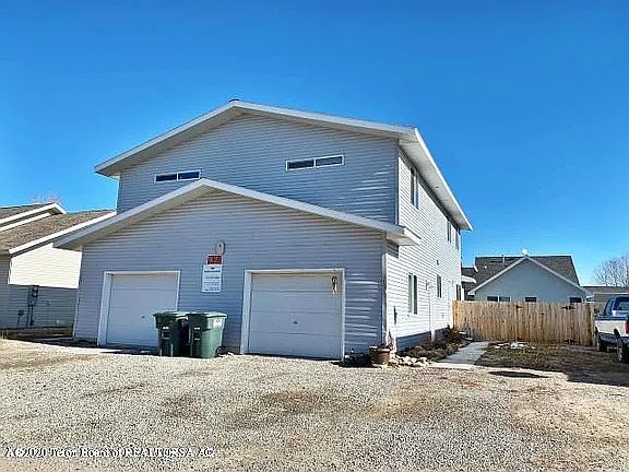 5th image of 327 S Cole Ave #327