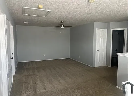 1538 Thornhill Ln — Photo 14