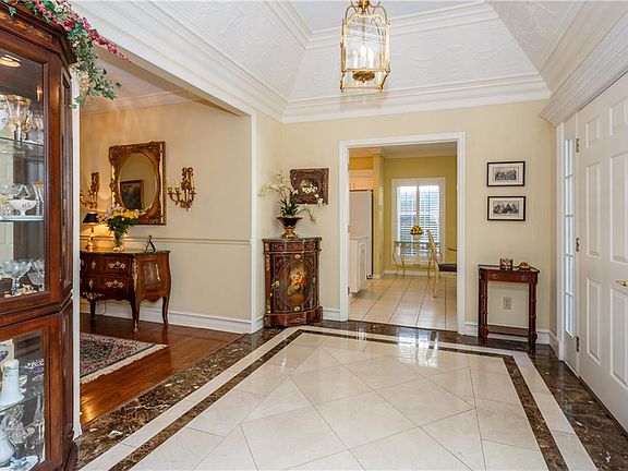 4th image of 6033 Lexington Park #97