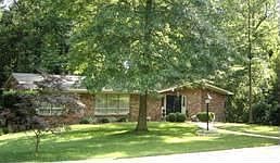 2nd image of 413 Jeb Stuart Ave
