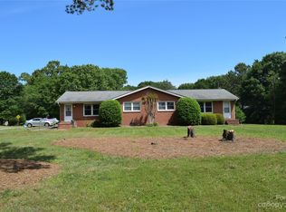 9510 Midas Springs Rd #A & B, Huntersville, NC 28078