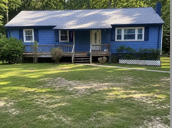 1707 Signboard Rd, Bumpass, VA 23024