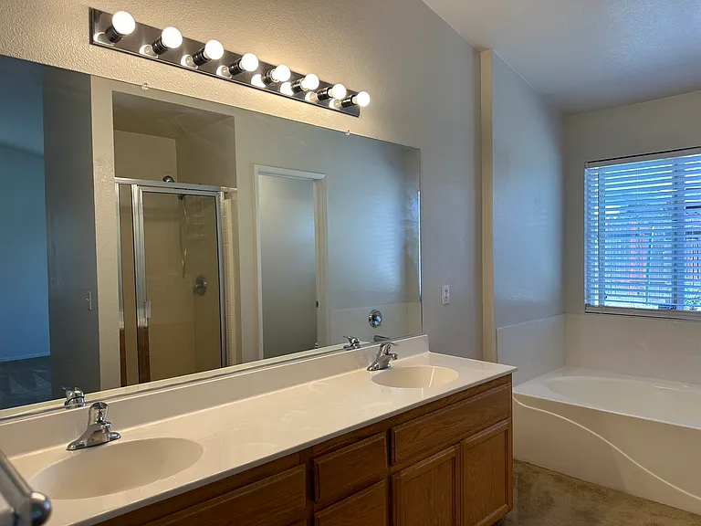 4840 Broderick Way — Photo 6