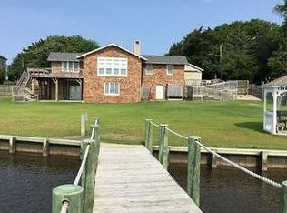 1386 Waterlily Rd, Coinjock, NC 27923