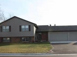 2021 W Roselawn Dr, Appleton, WI 54914
