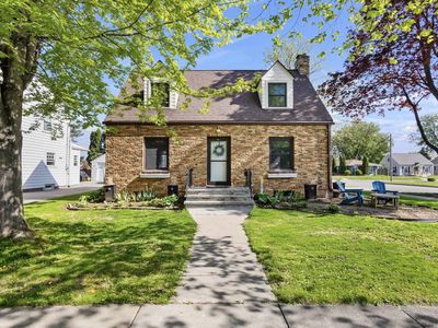 630 East PARKWAY BOULEVARD, Appleton, WI, 54911