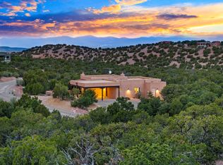 17 Luna De Tano, Santa Fe, NM 87506