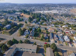2172 McPherson Ave, North Bend, OR