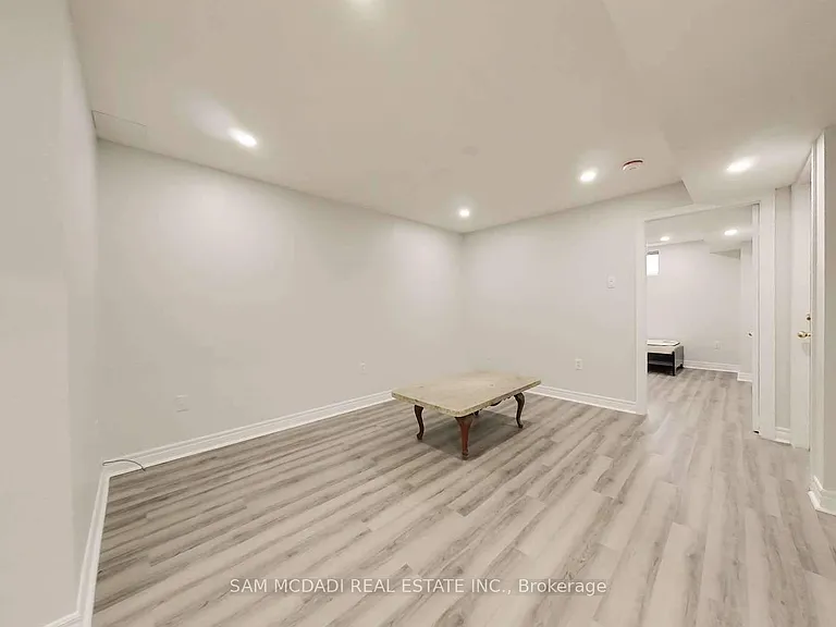 19 Sterritt Dr — Photo 5