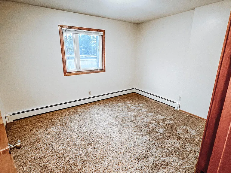 401 SE 10th St #2 — Photo 11