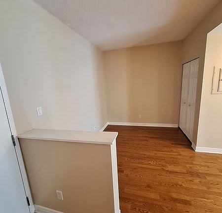 5th image of 134 York St #802