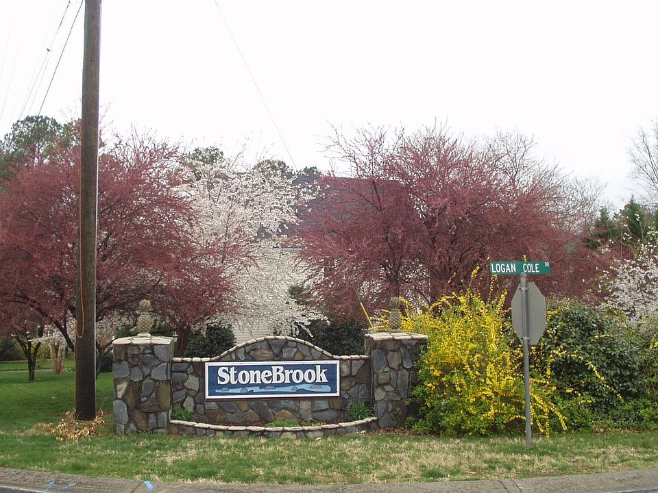 Corner lot