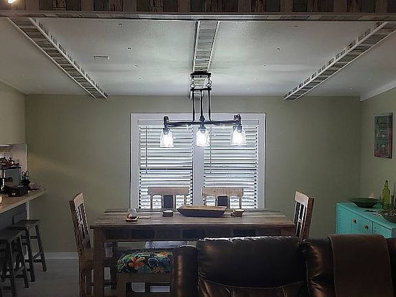 4th image of 173 Durham Cir