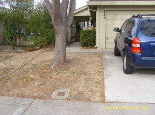 886 Sage Dr, Vacaville, CA 95687