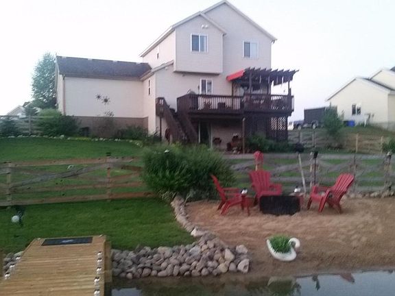 3rd image of 303 Summer Circle Dr SE